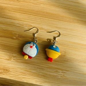 Brand new doraemon earring
